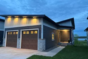 8620 Maynard Pl, Duluth, MN 55807 - Photo 1