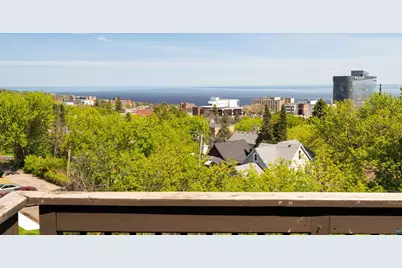 202 E 7th St #D, Duluth, MN 55805 - Photo 7