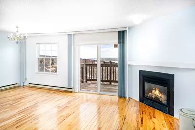 202 E 7th St #D, Duluth, MN 55805 - Photo 3