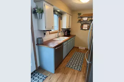 844 Lyndhurst Bay, Cloquet, MN 55720 - Photo 5