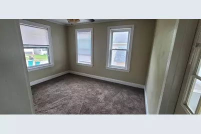 1011 N 12th Ave E, Duluth, MN 55805 - Photo 3