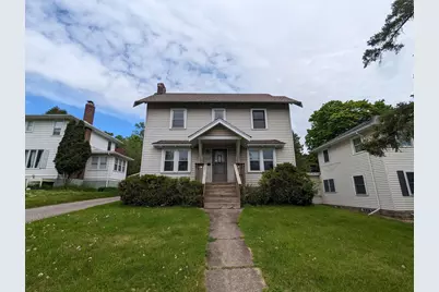 215 W Arrowhead Rd, Duluth, MN 55803 - Photo 1