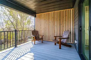 1914 E 1st St, Duluth, MN 55812 - Photo 9