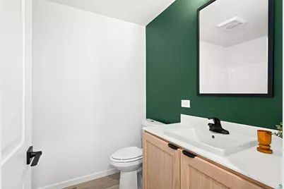 1914 E 1st St, Duluth, MN 55812 - Photo 23