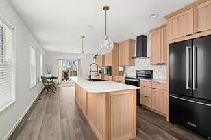 1914 E 1st St, Duluth, MN 55812 - Photo 13