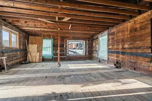 2502 W 3rd St, Duluth, MN 55806 - Photo 17