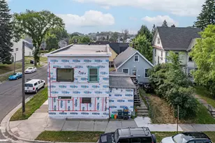 2502 W 3rd St, Duluth, MN 55806 - Photo 3