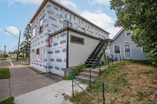 2502 W 3rd St, Duluth, MN 55806 - Photo 7