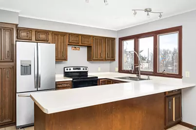 5004 Wyoming St, Duluth, MN 55804 - Photo 11