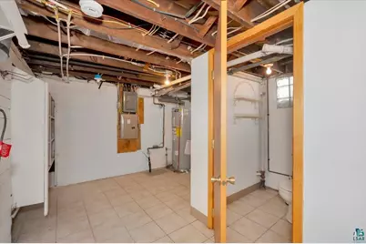 845 Grandview Ave, Duluth, MN 55812 - Photo 29