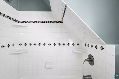 1125 N 7th Ave E, Duluth, MN 55805 - Photo 25