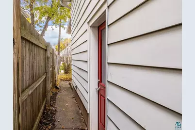 1125 N 7th Ave E, Duluth, MN 55805 - Photo 29