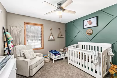 313 W Mulberry St, Duluth, MN 55811 - Photo 27