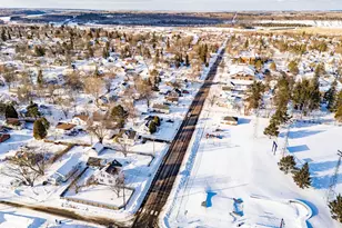 437 14th St, Cloquet, MN 55720 - Photo 37