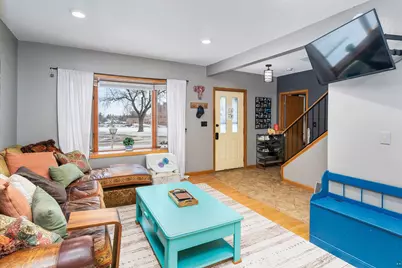 811 N 56th Ave W, Duluth, MN 55807 - Photo 11