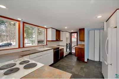 1030 Missouri Ave, Duluth, MN 55811 - Photo 5