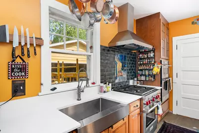 2415 E 2nd St, Duluth, MN 55812 - Photo 21