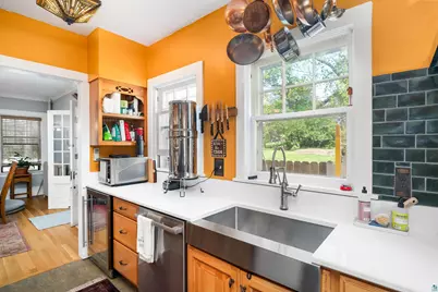 2415 E 2nd St, Duluth, MN 55812 - Photo 23