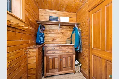 5875 North Shore Dr, Duluth, MN 55805 - Photo 5