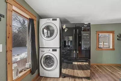 911 Spring Lake Rd, Cloquet, MN 55720 - Photo 9