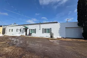 406 4th St, Moose Lake, MN 55767 - Photo 1