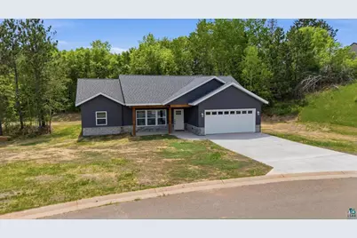 912 Carter Cr, Eveleth, MN 55734 - Photo 1
