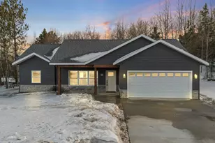 912 Carter Creek, Eveleth, MN 55734 - Photo 5