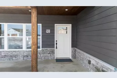 912 Carter Cr, Eveleth, MN 55734 - Photo 7