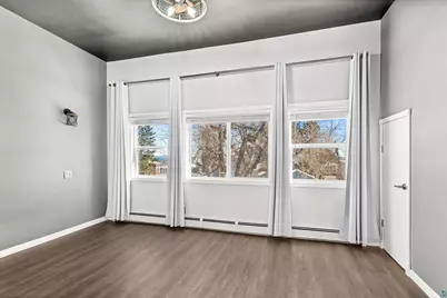 722 E 3rd St, Duluth, MN 55805 - Photo 9