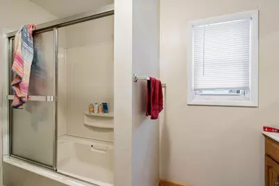 1613 Hughitt Ave, Superior, WI 54880 - Photo 9