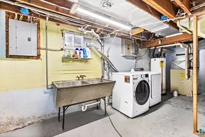 310 18th St, Cloquet, MN 55720 - Photo 33