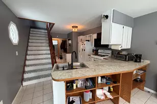 1025 W 8th St, Duluth, MN 55806 - Photo 11