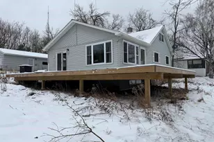 1025 W 8th St, Duluth, MN 55806 - Photo 1