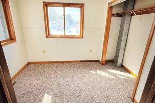 609 10th Ave W, Ashland, WI 54806 - Photo 5