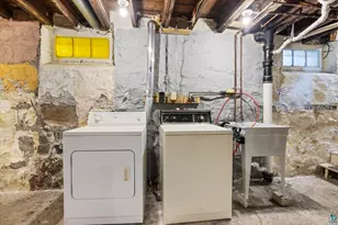 616 Summit St, Eveleth, MN 55734 - Photo 35