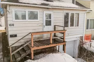 616 Summit St, Eveleth, MN 55734 - Photo 43