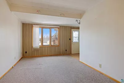 616 Summit St, Eveleth, MN 55734 - Photo 15