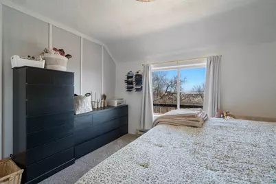 326 N 19th Ave W, Duluth, MN 55806 - Photo 23