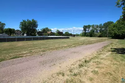 513 16th Ave W, Ashland, WI 54806 - Photo 5