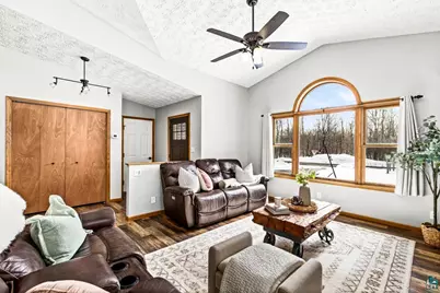 4845 Adrian Ln, Hermantown, MN 55811 - Photo 9