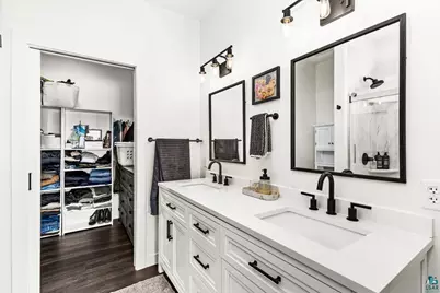 22 Spartan Circle Dr, Superior, WI 54880 - Photo 25