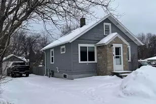 516 14th St, Cloquet, MN 55720 - Photo 1