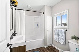 1714 E 4th St, Superior, WI 54880 - Photo 15