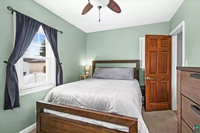 5122 Glenwood St, Duluth, MN 55804 - Photo 21