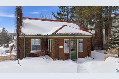 2201 Vermilion Rd, Duluth, MN 55803 - Photo 1