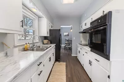 1101 13th St. South, Virginia, MN 55792 - Photo 3