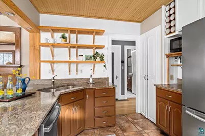 5162 London Rd, Duluth, MN 55804 - Photo 17