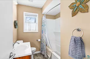 1403 N 47th Ave E, Duluth, MN 55804 - Photo 17