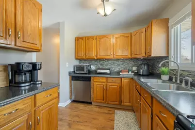 204 Brandon Rd, Hoyt Lakes, MN 55750 - Photo 11
