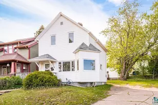 1027 E Ninth St, Duluth, MN 55805 - Photo 3